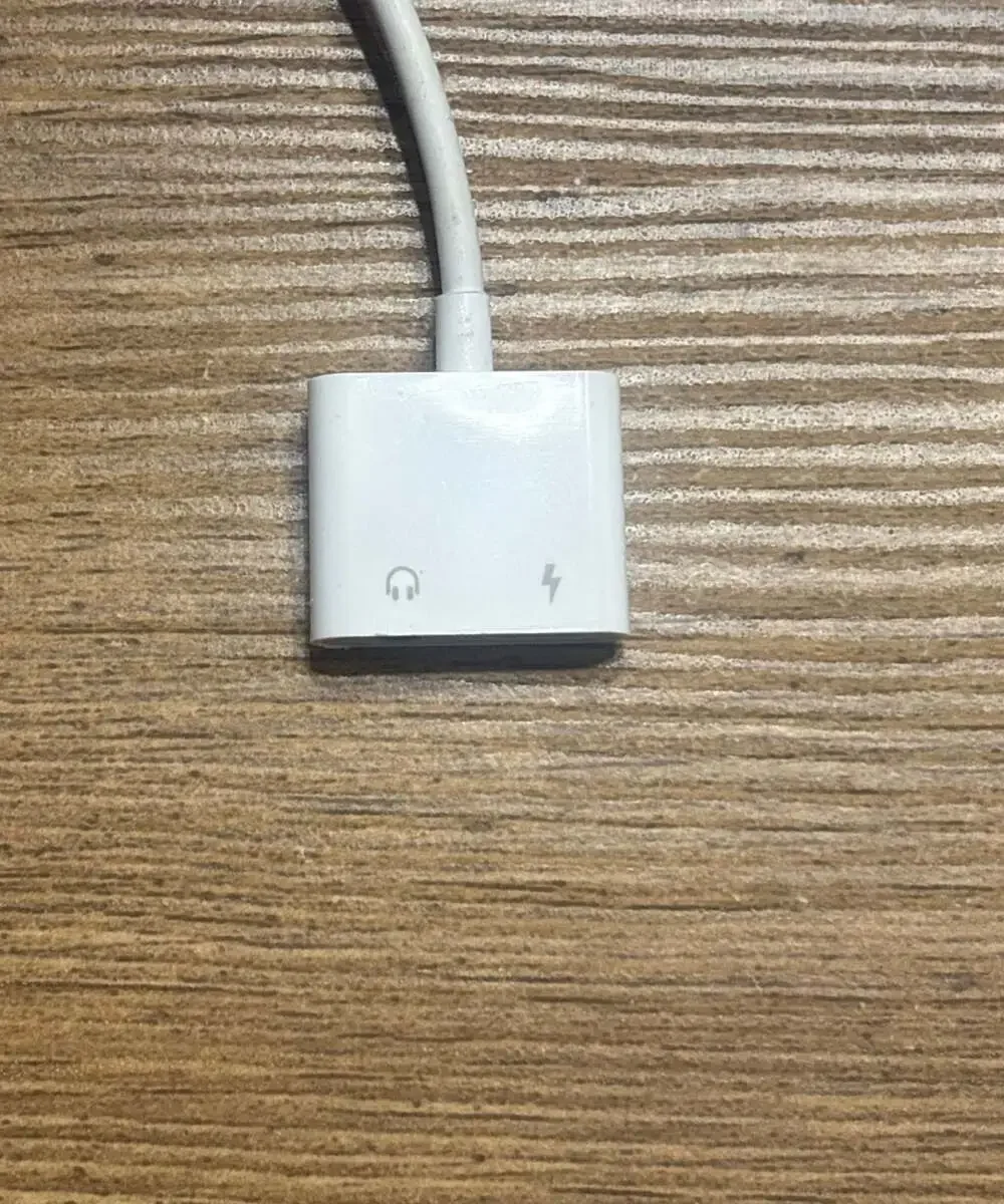 2-in-1 Dual Lightning to 3.5mm Headphone Jack and Charging Adapter for iPhone